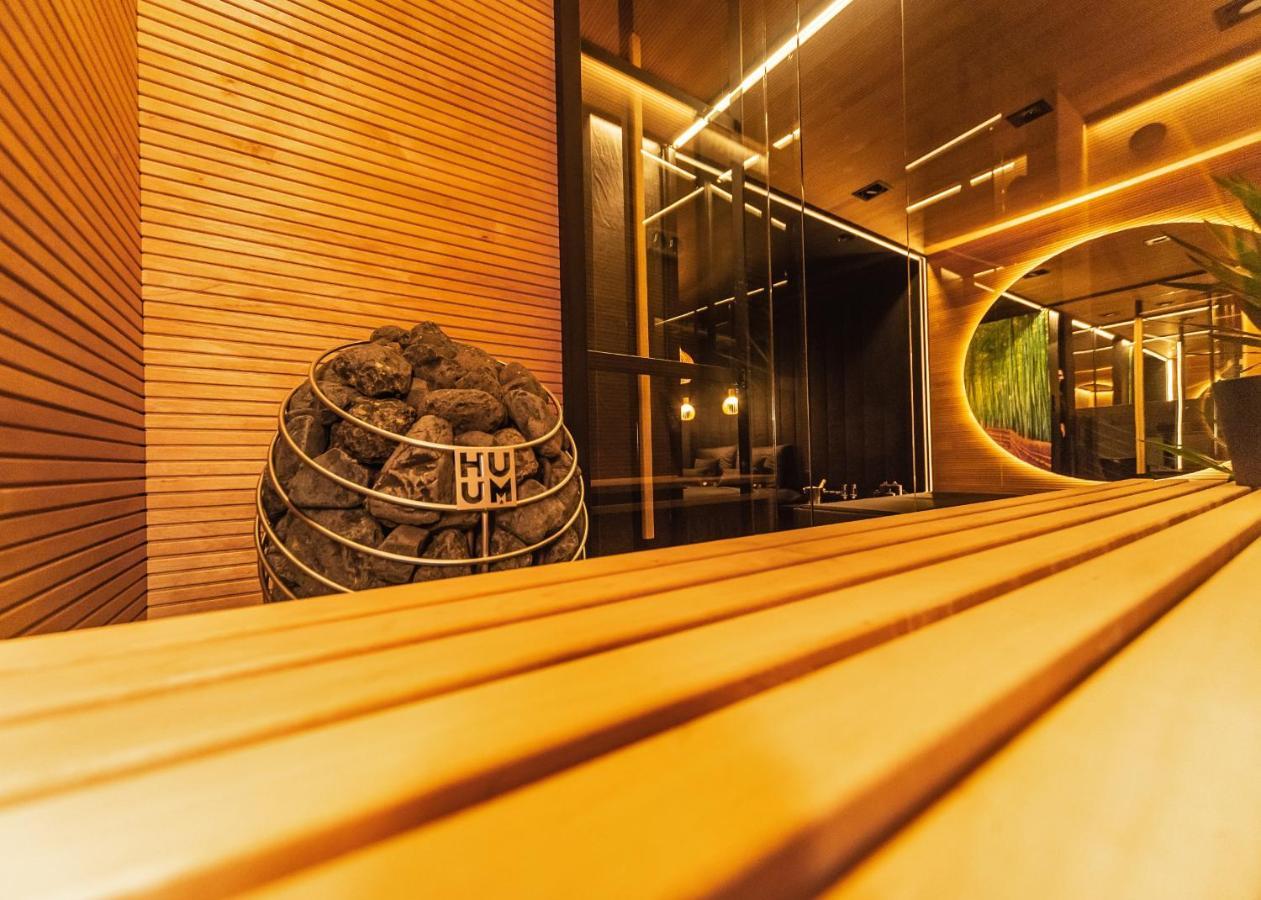 Eclipse Gold Room Bielsko-Biała Esterno foto